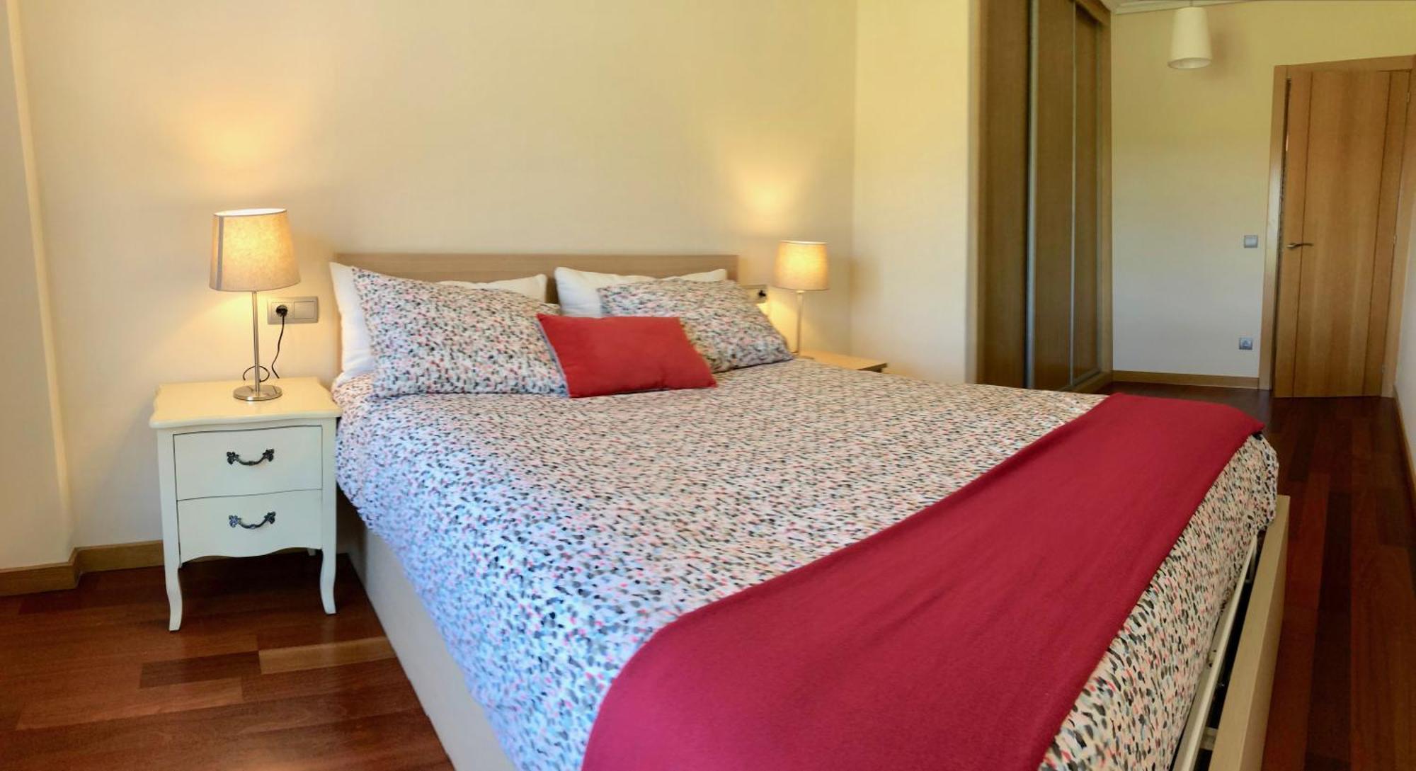 Apartamento Europa Jardin Oviedo Dış mekan fotoğraf