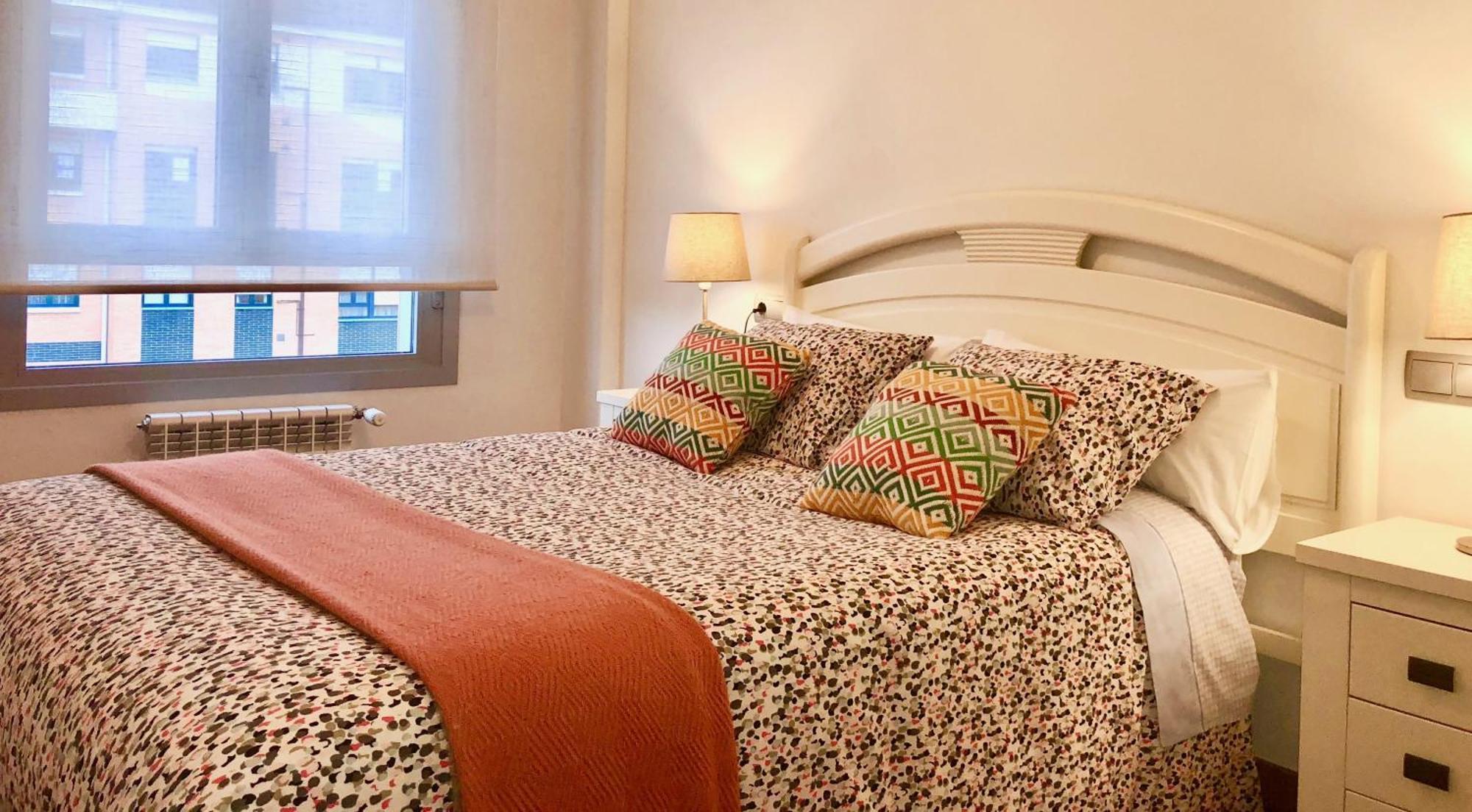 Apartamento Europa Jardin Oviedo Dış mekan fotoğraf
